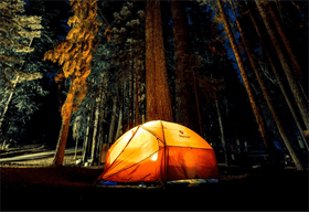 Ein solargespeister Heizlüfter für das Camping