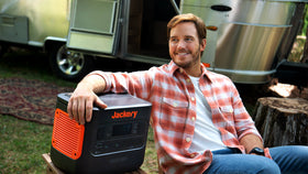 Chris Pratt und Jackery – weltweit führender Anbieter für Outdoor-Solargeneratoren – läuten die Sommerreisezeit ein