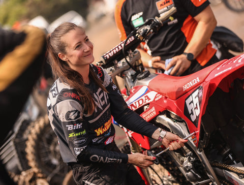 Glamping auf der Motocross Strecke