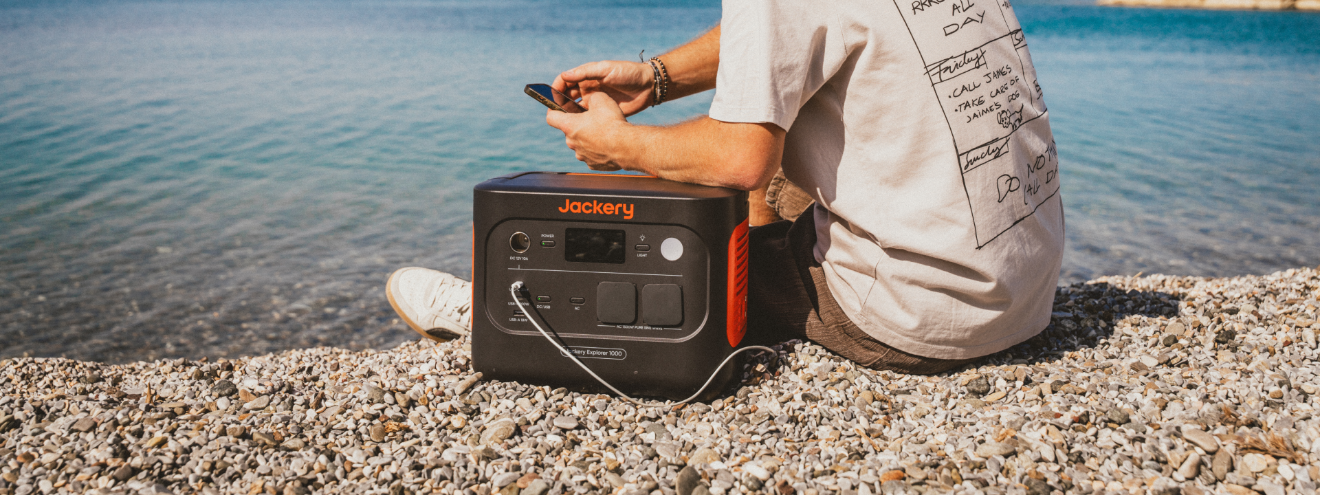 Jackery Solargenerator für Strandaktivitäten